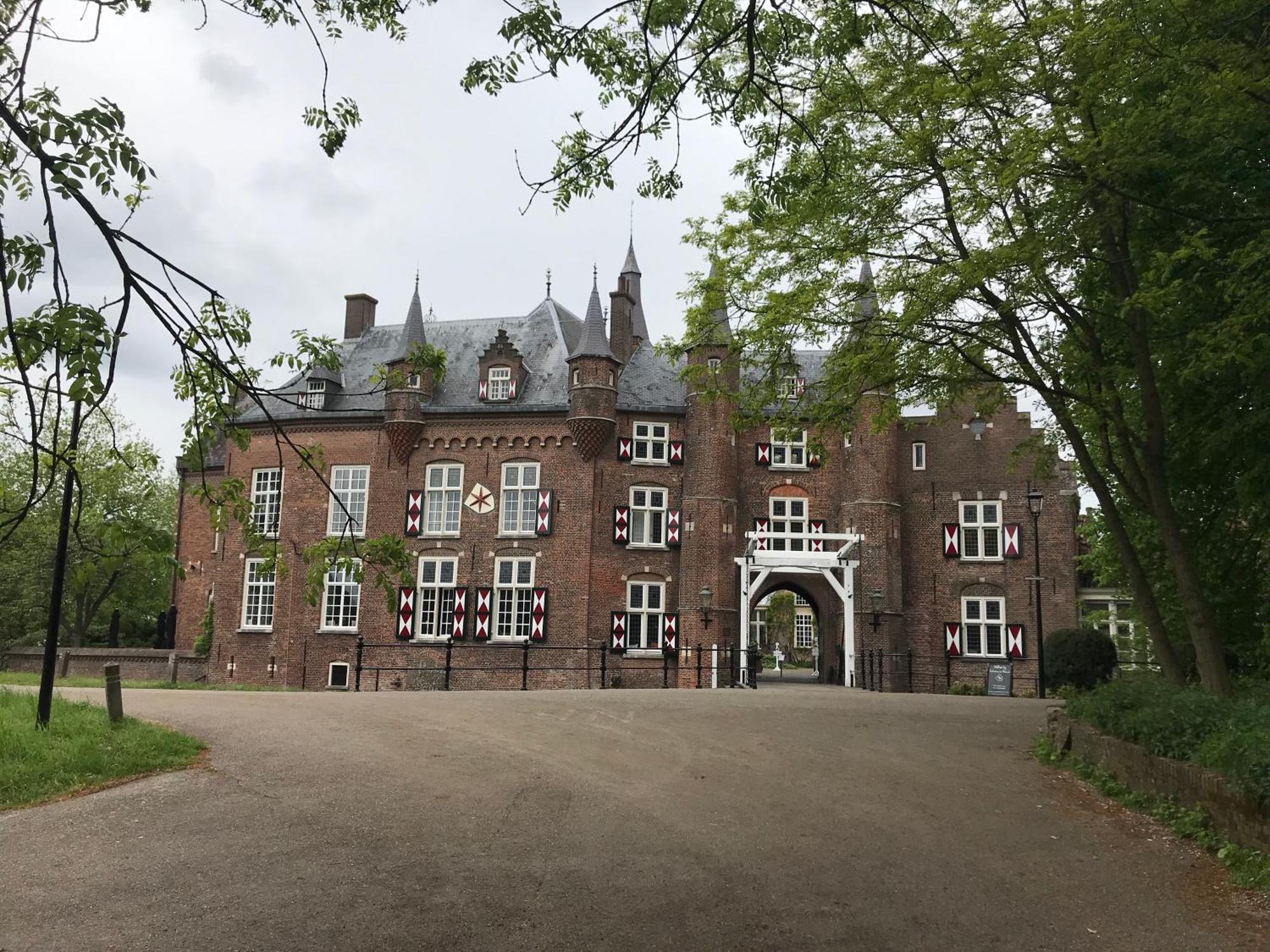 B&B 'Het Gripshuis' Vught Exterior photo